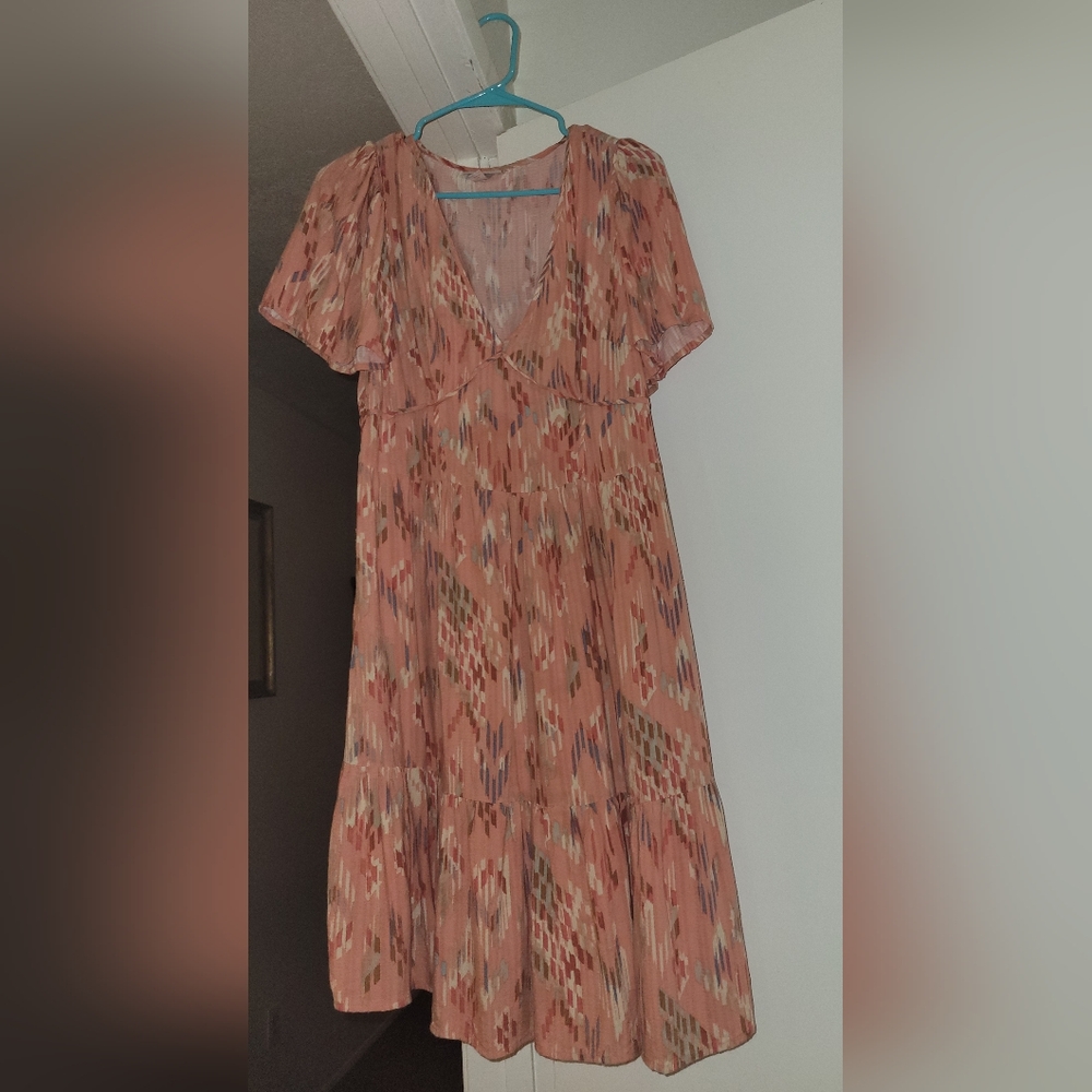 Knox Rose V-Neck Knee Length Dress - Picture 1 of 4